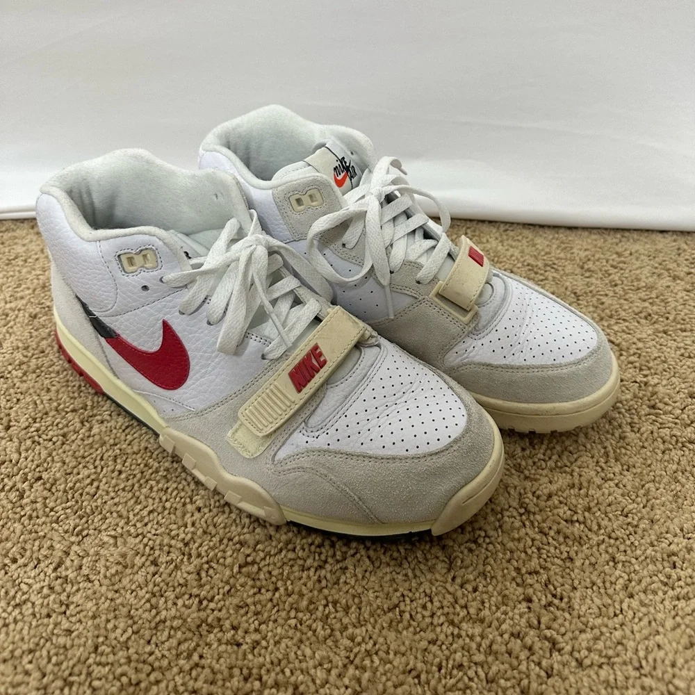 Nike Air Trainer 1 mid white and red
Size 10.5 - Picture 3 of 5